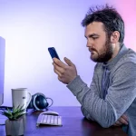 Écrans et fatigue oculaire : démêler le vrai du faux